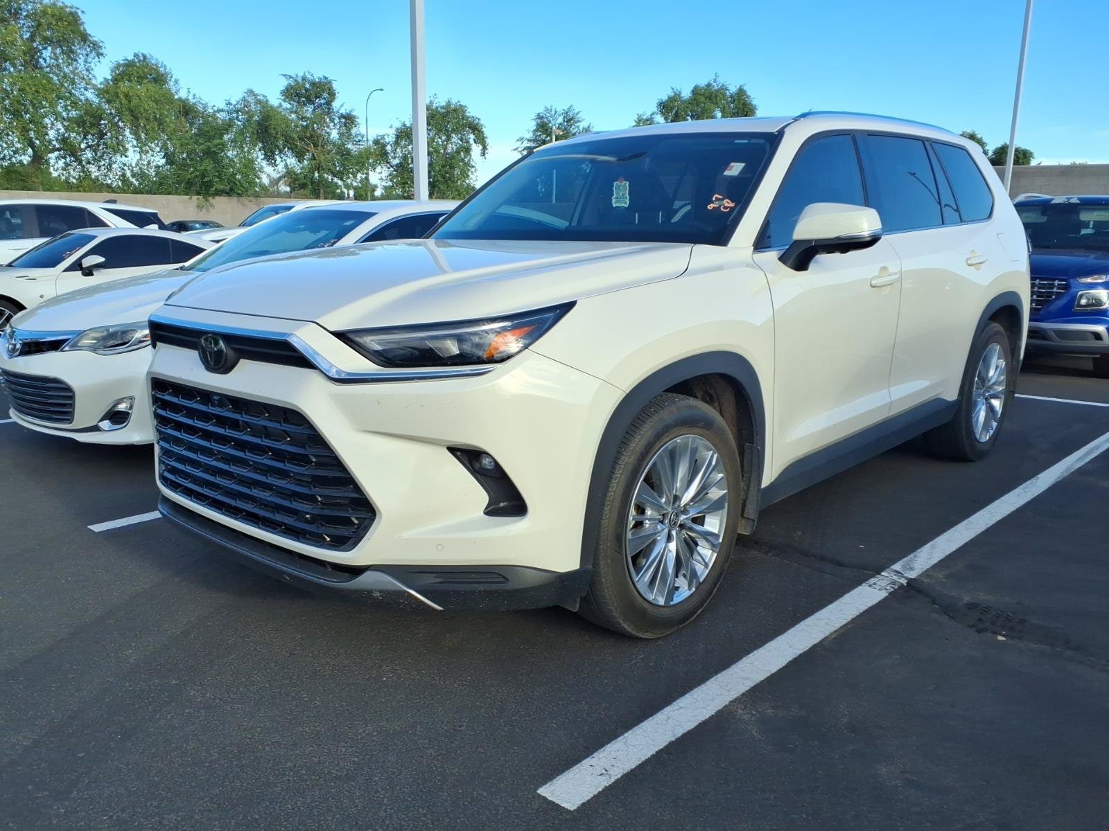 toyota grand highlander 2024 5TDAAAB56RS059712 image toyota grand highlander 2024 5TDAAAB56RS059712 image